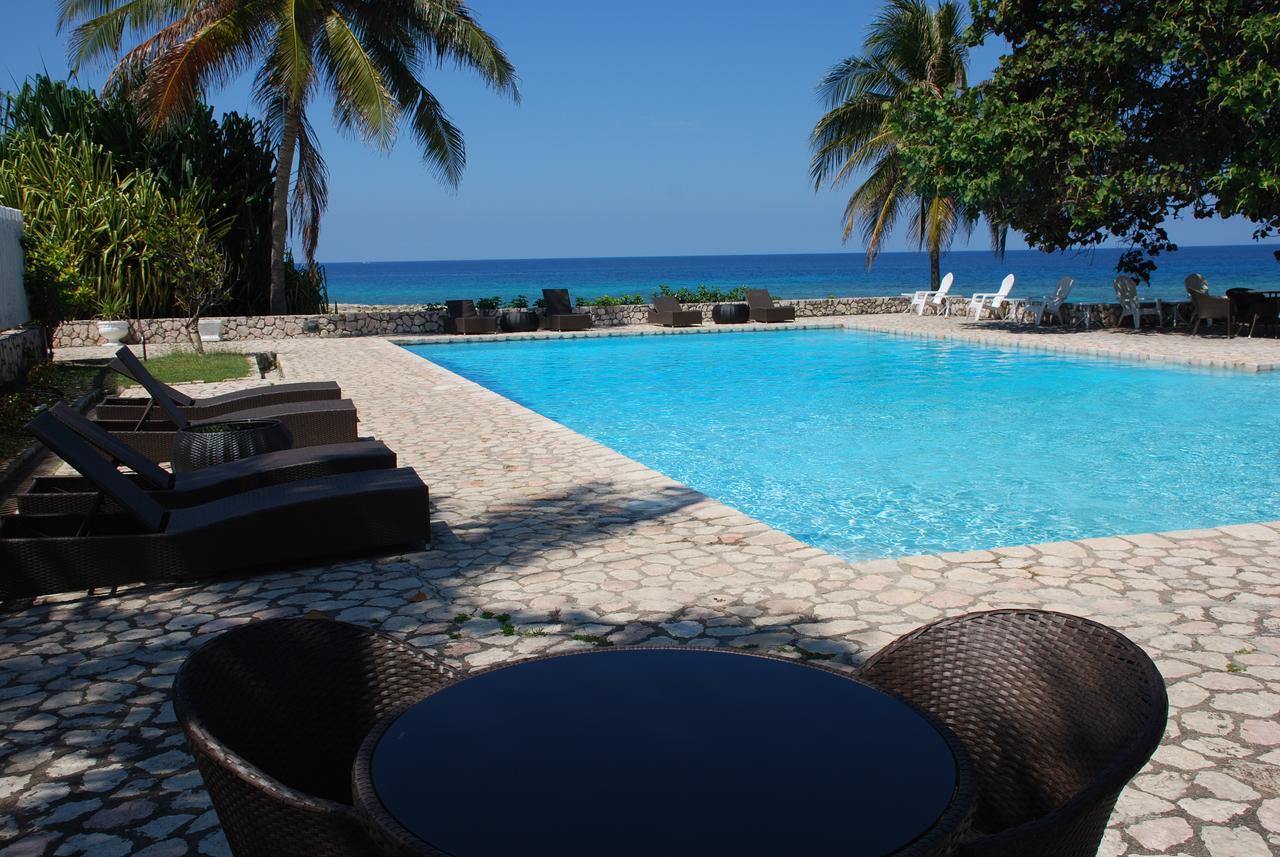 Luxury Villa Sleeps 6, Beach Access, Montego Bay Eksteriør bilde